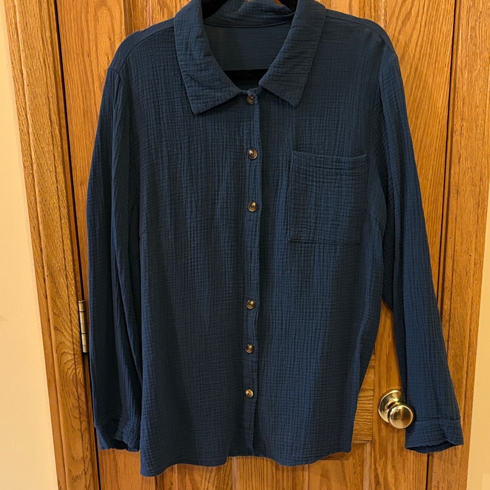 SHEIN Curve Navy Blue Shirt Label Detail